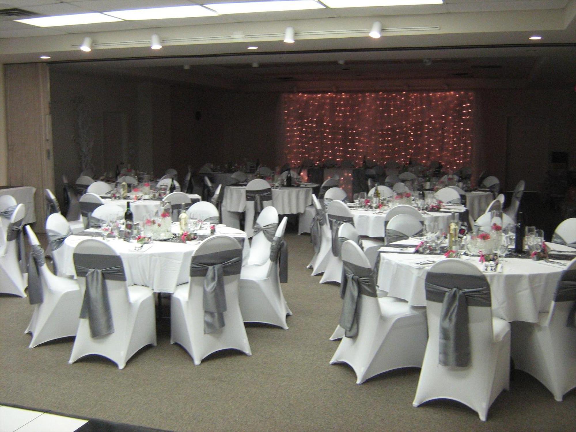 The Cedars Inn Hotel & Convention Centre Ґібсонс Екстер'єр фото